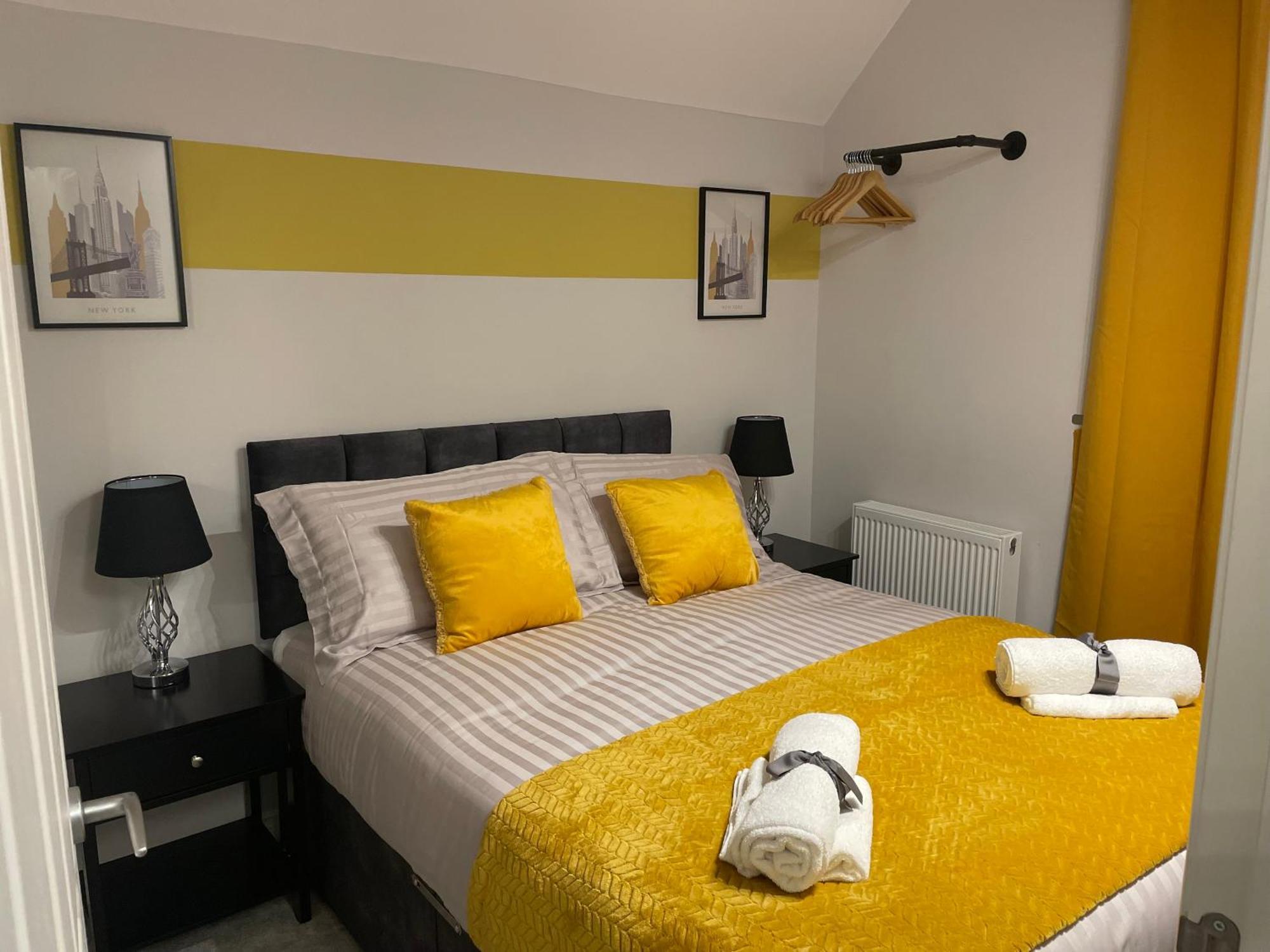 Nhs Workers And Students Haven - The Bee Hive Villa Reading Bagian luar foto